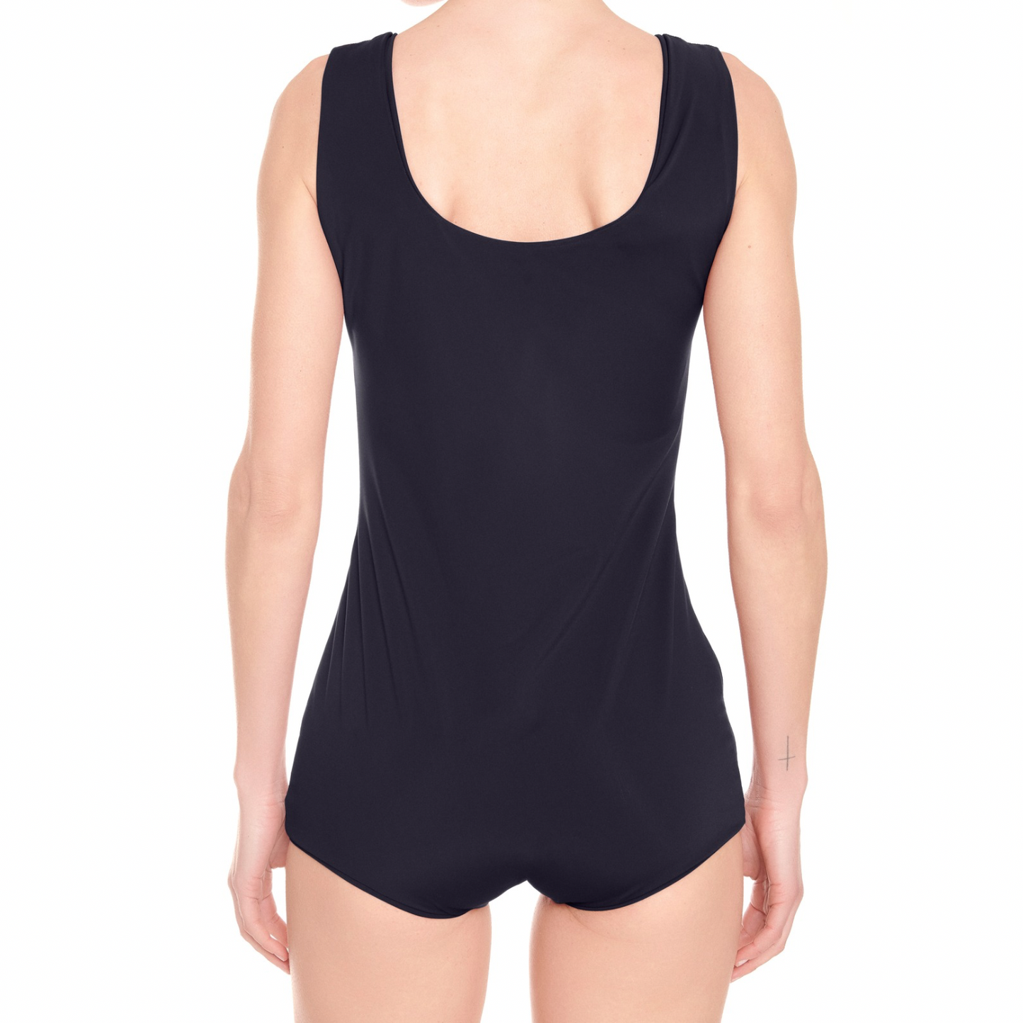 Fashionable one-piece swimsuit for women, ideal for beach vacations and pool parties