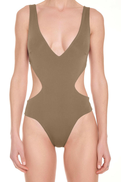 Rêve de Rive Swimwear featuring stylish designs with cutout shapes