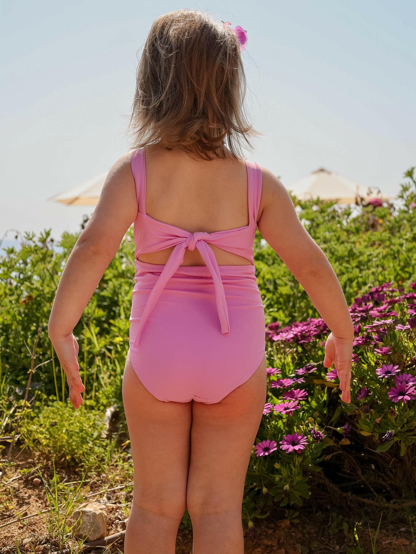 Rêve de Rive One-Piece Enfant Swimsuit with Adorable Back Bow Detail